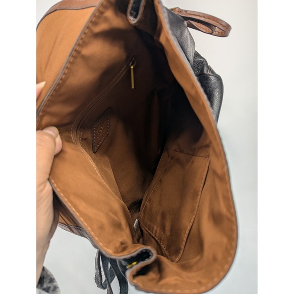 Fossil Leather Backpack Black Brown Flap Closure Adjustable Straps